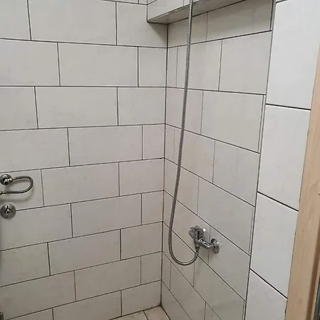 Aldi 1 Pola